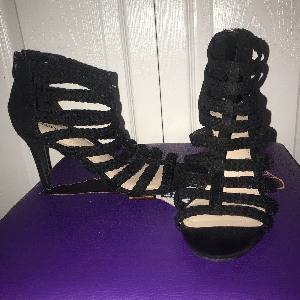 Black size 9 X-Appeal Heels